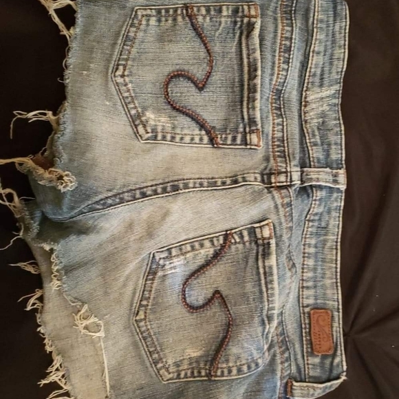 Shorts - Picture 2 of 2